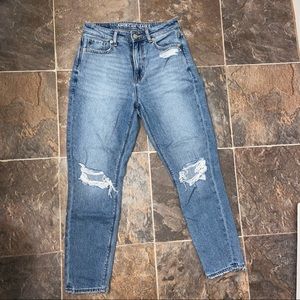 American Eagle Mom Jeans